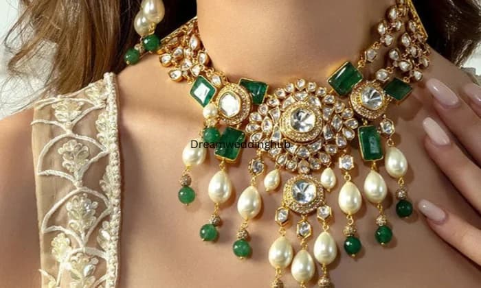 The Velvet Box Wedding Essentials The Velvet Box Wedding Essentials