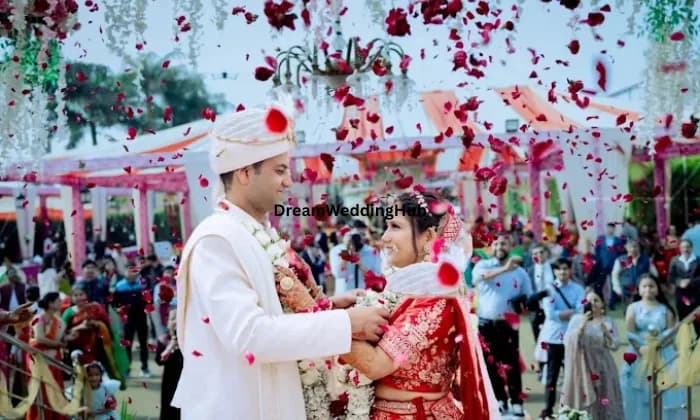 AB Uncut Pictures AB Uncut Pictures