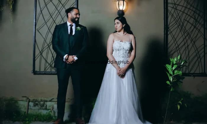 Pearl Captures Pearl Captures