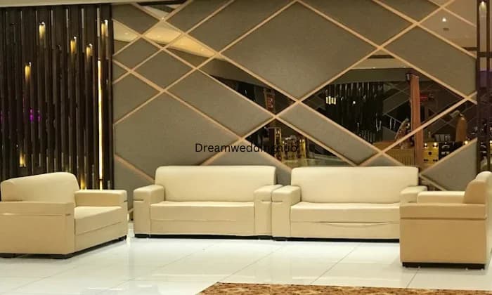 Grand Tulip Banquet Lawn Grand Tulip Banquet Lawn