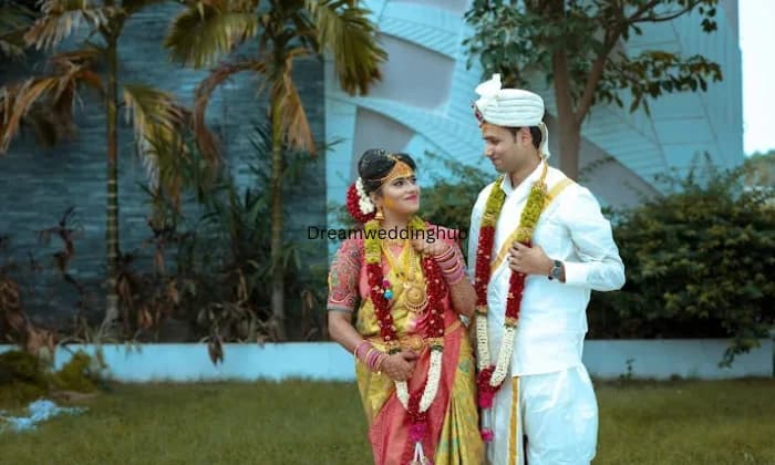 DREAMS CAPTURE STUDIO DREAMS CAPTURE STUDIO