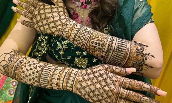 Zoha mehndi Artist Zoha mehndi Artist