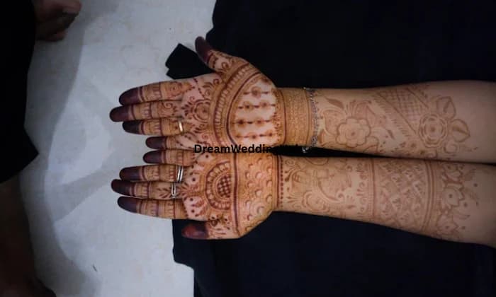 TnaazMehandi by Tabbu TnaazMehandi by Tabbu