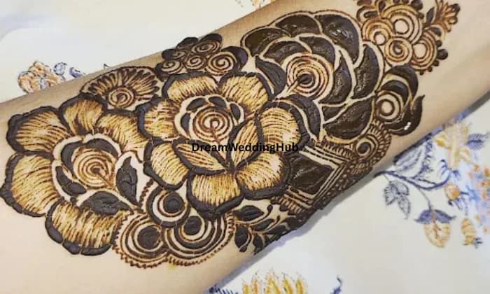 Humera professional mehendi artist Humera professional mehendi artist