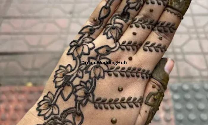 AIGIRI MEHENDI AIGIRI MEHENDI