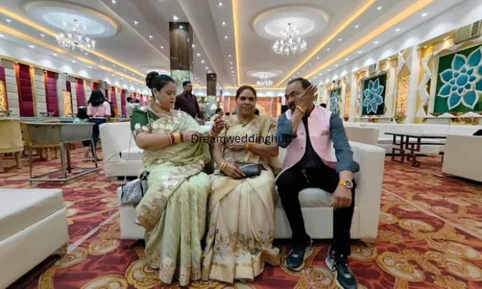 New India Campus Party Lawn New India Campus Party Lawn