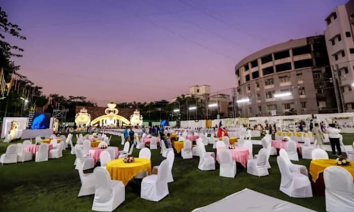 ROYAL GARDEN LAWNS ROYAL GARDEN LAWNS