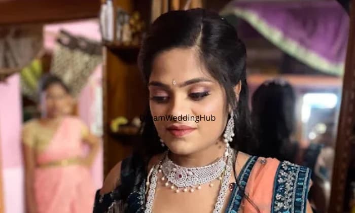 Annu Beauty Salon makeup Annu Beauty Salon makeup