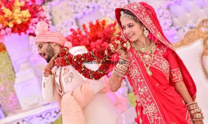 Priya Lalls Photography Pvt Ltd Priya Lalls Photography Pvt Ltd