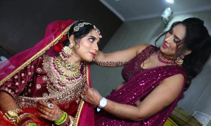 Shivi Makeover Studio Shivi Makeover Studio