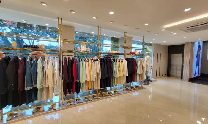 Manyavar Mohey thrissur Manyavar Mohey thrissur