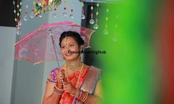 Sujji Makeup Artist Sujji Makeup Artist