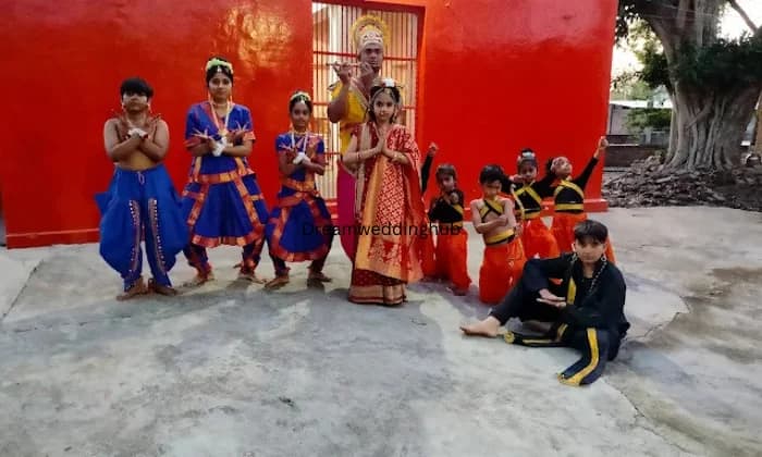 Moves Dance Studio Etawah Moves Dance Studio Etawah