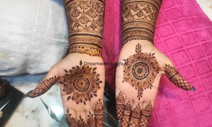 Nusrats mehendi art Nusrats mehendi art