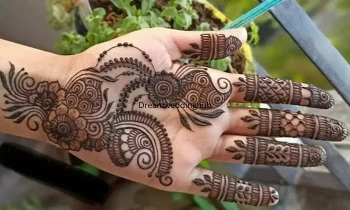 Henna by Tamanna Henna by Tamanna