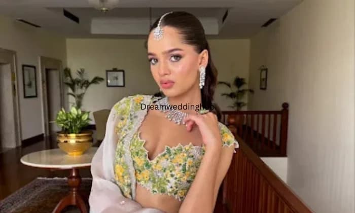 Altos Scissor Razors Unisex Salon Altos Scissor Razors Unisex Salon