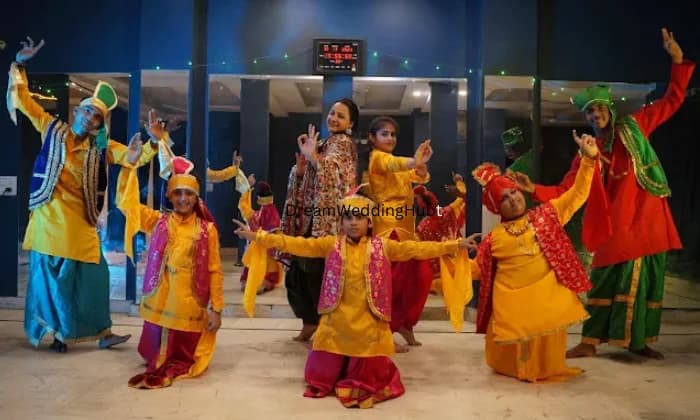 RAQS STUDIO RAQS STUDIO