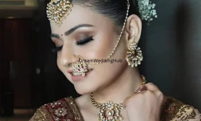 Makeup Artist Pooja Bahal Makeup Artist Pooja Bahal