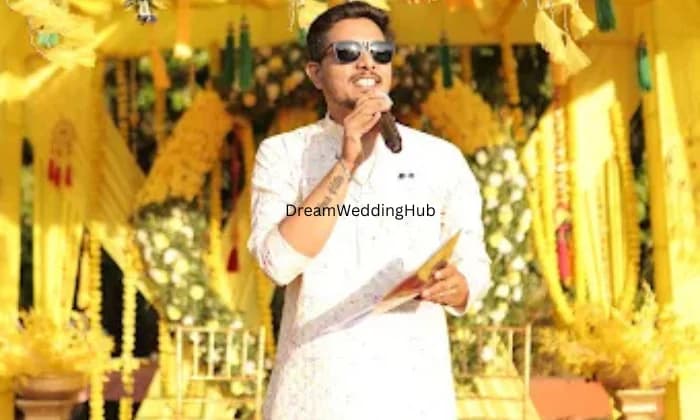 Anchor Saurabh Dhapatkar Anchor Saurabh Dhapatkar