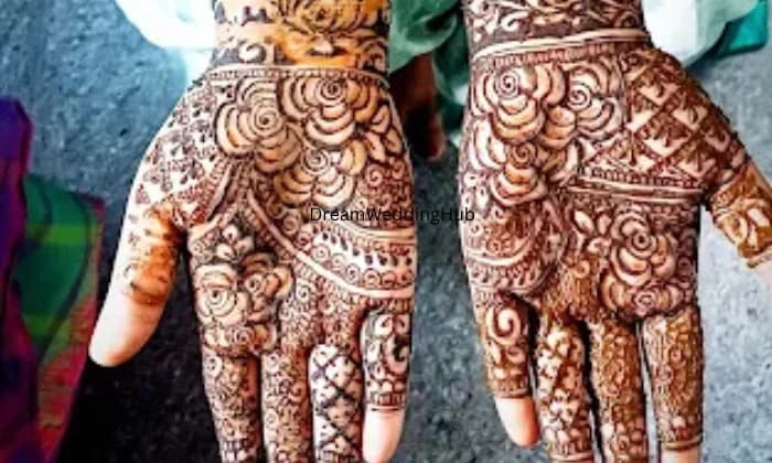 Rose Essence aarimehendhi Rose Essence aarimehendhi