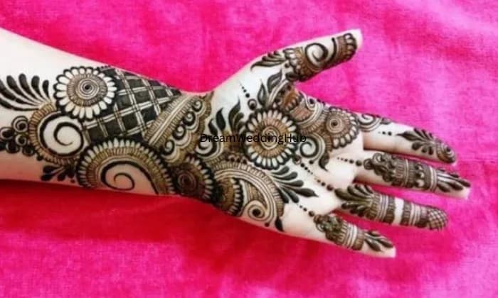 Pooja Bridal Mehndi Pooja Bridal Mehndi