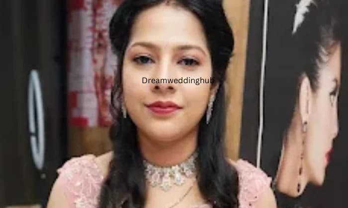 Radhika Kakanis Radhika Kakanis