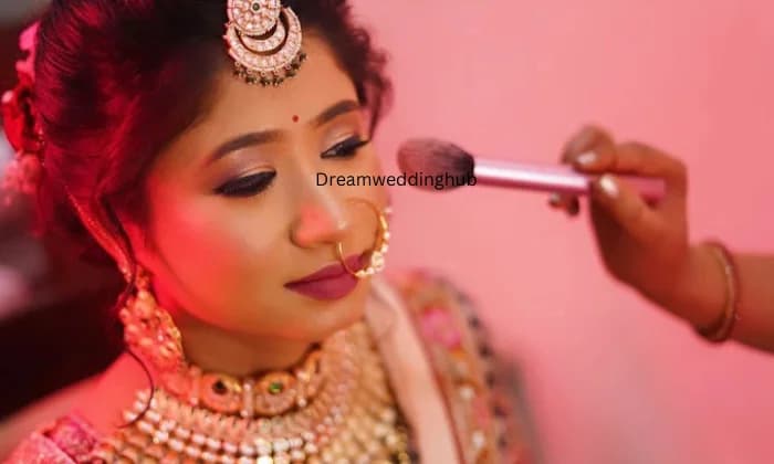 Makeup Artist Deepanshi Areen Makeup Artist Deepanshi Areen