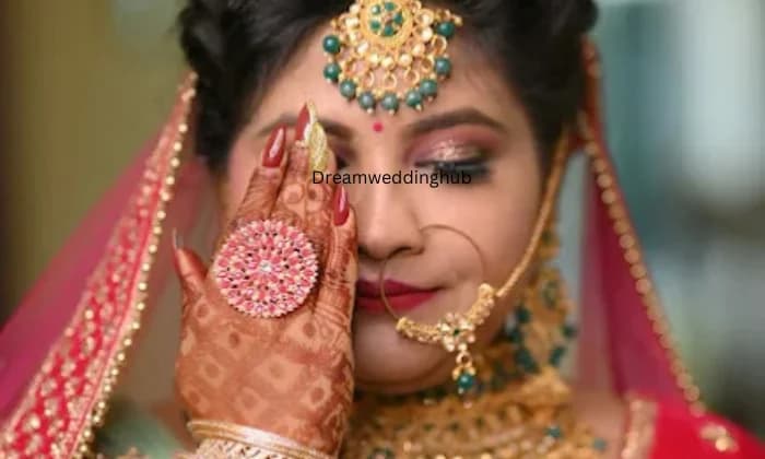 Touch N Glow unisex saloon Touch N Glow unisex saloon