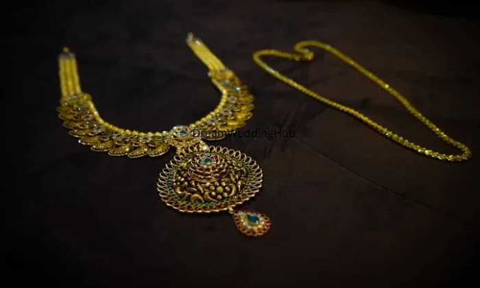 Vudathu Suresh Jewellers Vudathu Suresh Jewellers