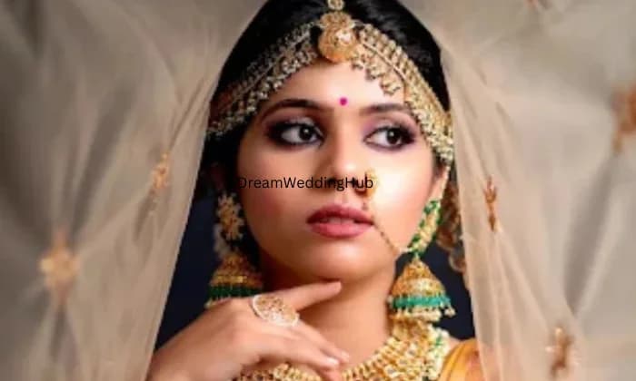 Lavish Makeup Studio Lavish Makeup Studio