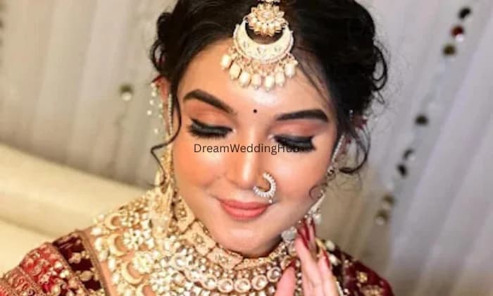 Ruchi beauty home service Ruchi beauty home service