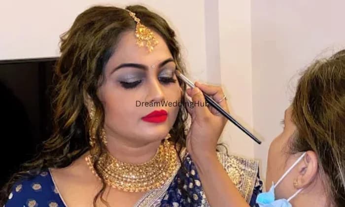 NEW URBAN SCHOOL OF BEAUTY NEW URBAN SCHOOL OF BEAUTY