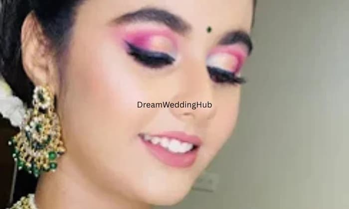 Makeup Artist Anuradha Makeup Artist Anuradha