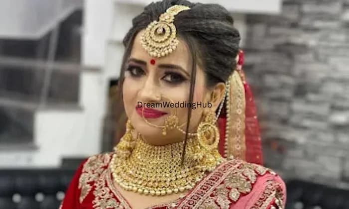 Pink Circlezzz Beauty Studio Pink Circlezzz Beauty Studio