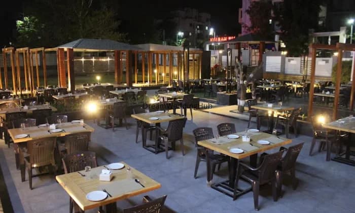 The Majestic Banquet Hall The Majestic Banquet Hall